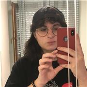 Laureanda in lettere moderne offre ripetizioni di Latino , italiano e storia